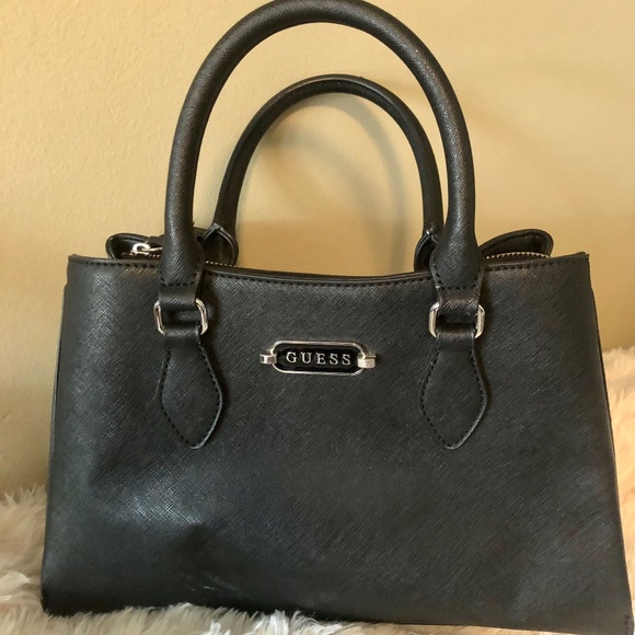 GUESS purse - Picture 1 of 2